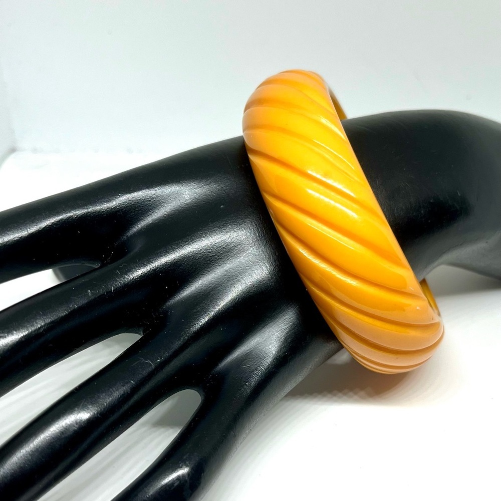 Vintage Butterscotch Bakelite Bracelet